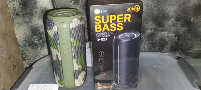Caixa de Som Bluetooth Portátil 30W Super Bass - Impermeável IPX6