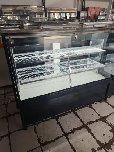 Balcão refrigerado para padaria e comércio alimentício em geral
