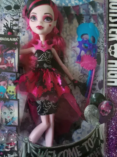 Boneca monster high lacrada