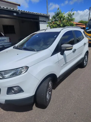 Ford Ecosport Freestyle 1.6 16V Flex 5P 2013