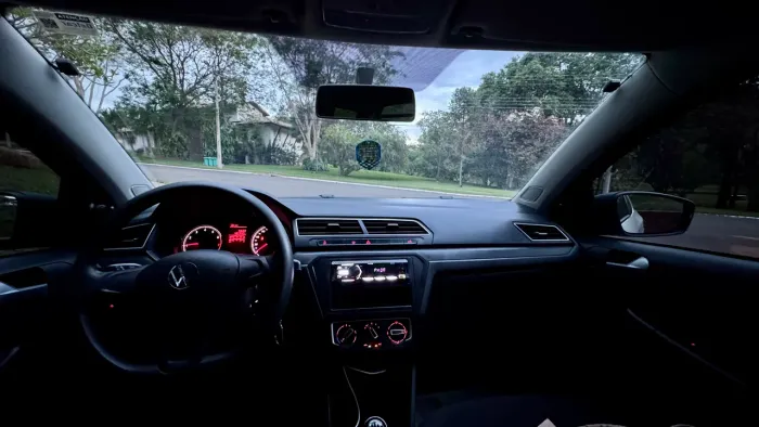 Volkswagen Saveiro Robust 1.6 Total Flex 16V CD 2025