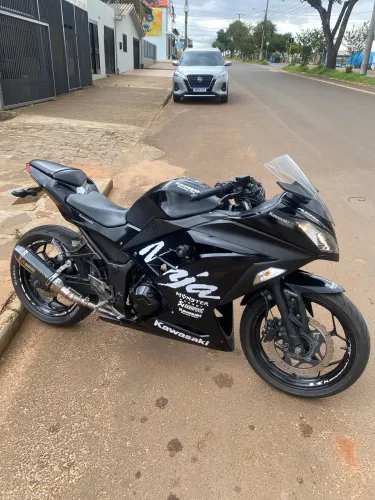 Vendo ninja em ótimo estado 