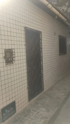 . Vende-se. casa .no coração do Alecrim C/ dóis quartos, banheiro sociall.R$ 130mil Reais.