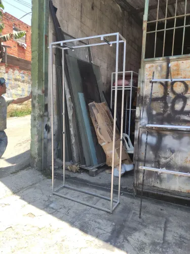Araras capela metalon