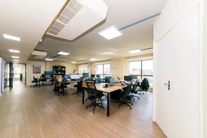 Laje Comercial -10 salas - Venda - Bairro Centro Cívico - BELLOS IMÓVEIS