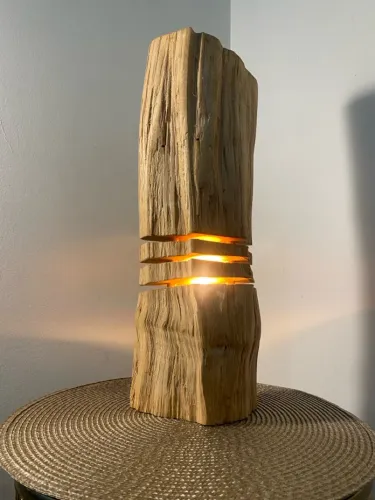 Luminária de Madeira Rústica