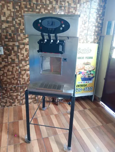 Máquina de Açaí Frozen 3 Bico apenas 14500