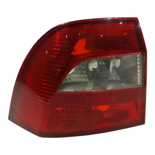 Lanterna Traseira Esquerdo Gm Vectra 2000 2001 2002 A 2005
