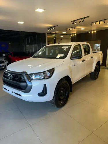 Toyota Hilux 2.8 D-4D Turbo Diesel Cd Power Pack 4X4 Automático