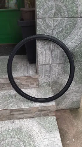 Pneu de bicicleta
