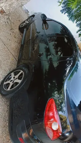 Peugeot 207 Sedan Passion XS 1.6 Flex 16V 4P 2010