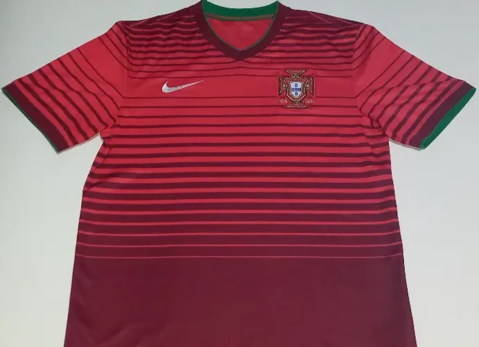 Camisa Seleção Portugal Vermelha Nike