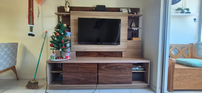 Rack com painel para TV 