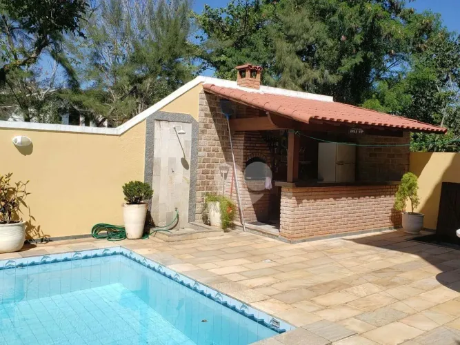 Casa com 4 dormitórios à venda, 447 m² por R$ 2.089.000,00 - Freguesia de Jacarepaguá - Ri