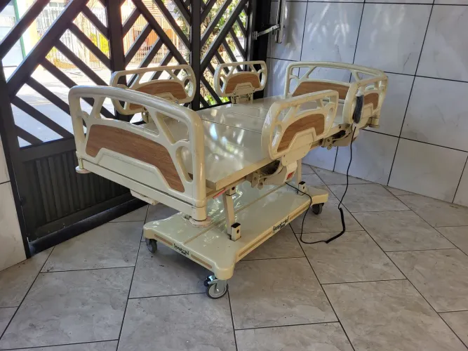 Cama Hospitalar Elétrica