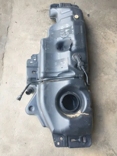 Tanque combustível Renault Clio 2004 4p