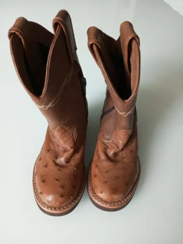 Bota Strut caramelo infantil número 24