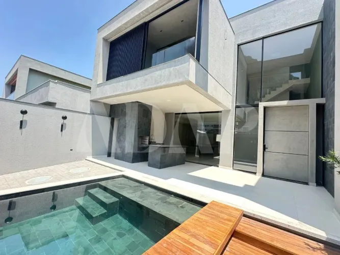 Casa em condomínio de luxo em Vargem Pequena, Rio de Janeiro-RJ: 4 quartos, 4 suítes, 3 sa