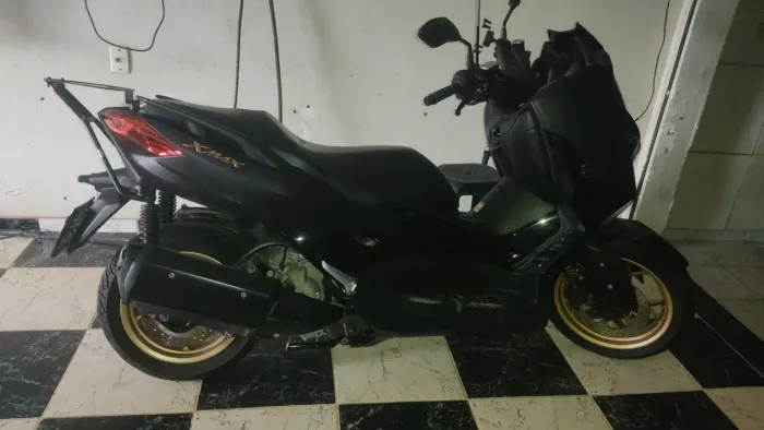 Vendo xmax 250cc