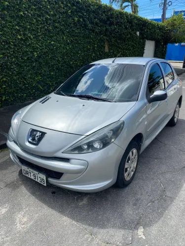 Peugeot 207 XR 1.4 Flex 8V 5P 2013