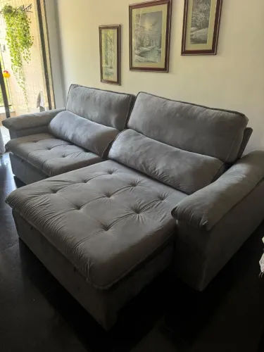 Sofá retrátil semi novo