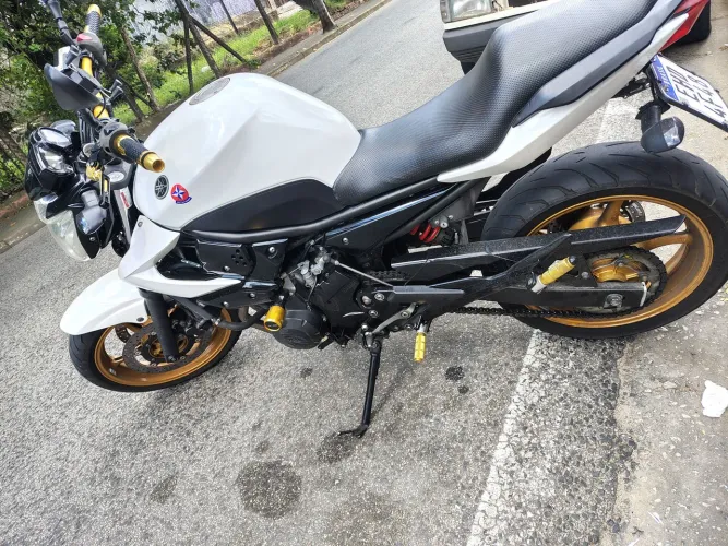 Moto XJ6 N 2012