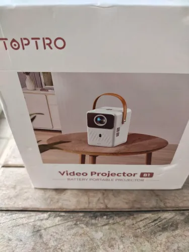 PROJETOR COM LENTE SELADA E BATERIA INTERNA ( LACRADO )
