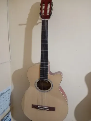 Violão eletrico gianinne