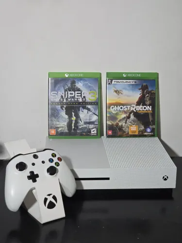 Xbox One S 1TB - 56 Jogos