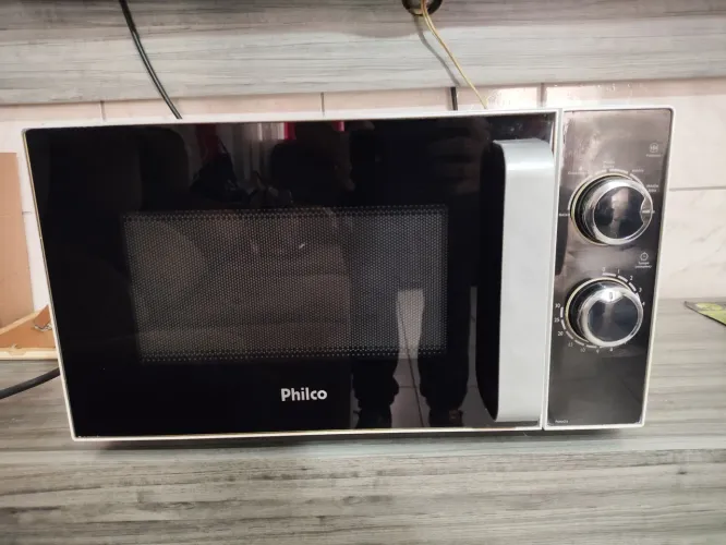 Microondas Philco,20L,110V, entrego e dou garantia