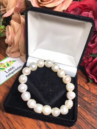 Pulseira de Pérolas com Elástico