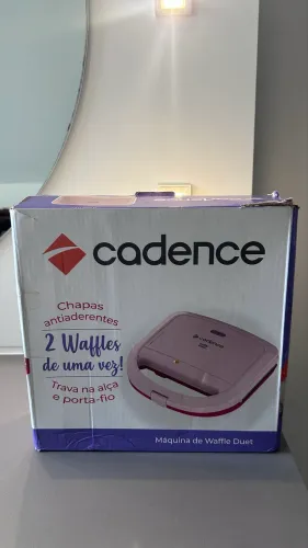 Kit Eletrodomésticos de Cozinha: Máquina de Waffle Cadence + Cupcake Maker Britânia