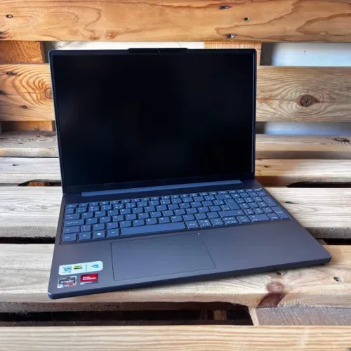 Notebook Lenovo Slim 3 | Ryzen 7 | 16Gb RAM | 512Gb SSD | NA GARANTIA