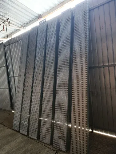 6 eletro calha Industrial 300 x 100 x 3000mm Usada