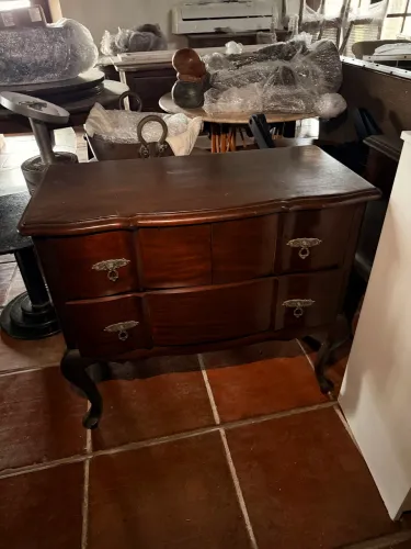 Móveis Antigos - mesa-cristaleira- cabeceira