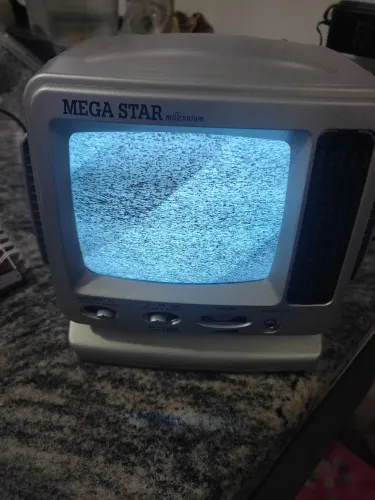 Tv 5 polegadas (preto e branco)