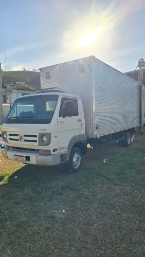 Vw 8-150 2009 baú 7m