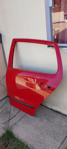 Porta traseira Original VW Fox 2004 a 2010 (lado motorista)