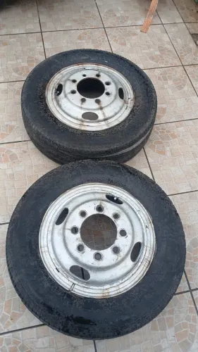 vendo rodas da f4000 Agrale Pulma