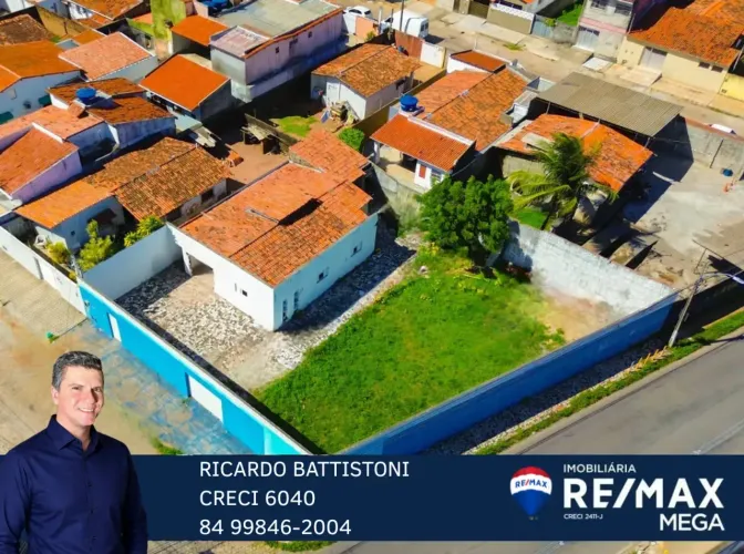 Casa com terreno de 541m² atrás do Nordestão de Santa Catarina