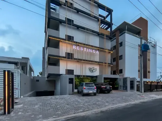 Flat Beira Mar 4º Andar com Piscina, Espaço Gourmet Privativo - Pé na Areia C/64,59m² !