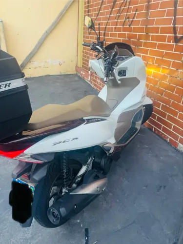 PCX 150 DLX