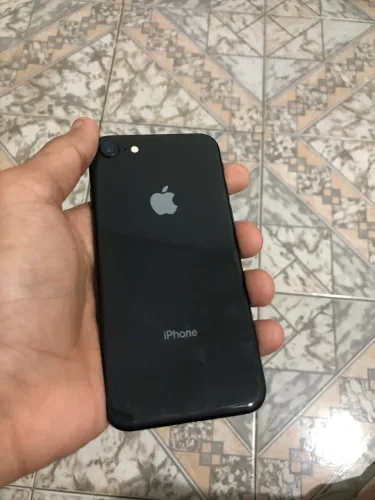 iPhone 8