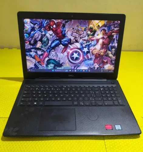 Notebook Dell Core i7-8565u Placa de Vídeo Radeon 2gb Ssd 240 16gb Ram Tela 15.6