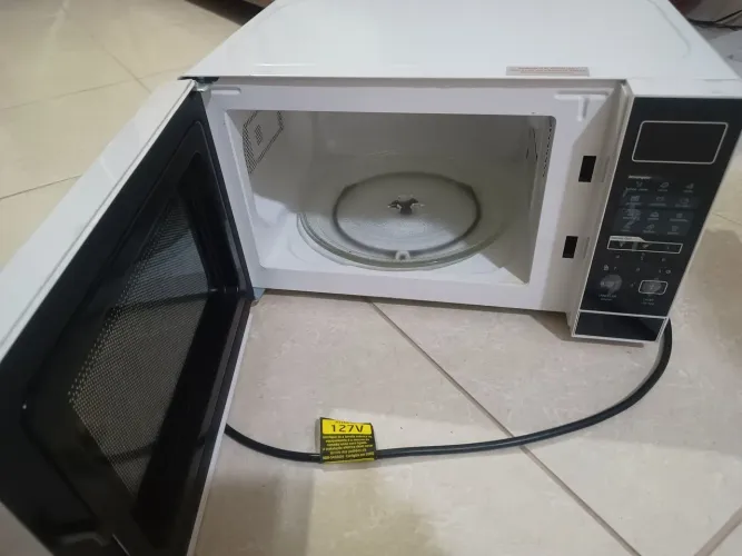 Microondas Midea - Ótimo Estado