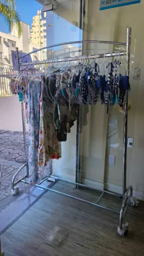 Arara de roupas