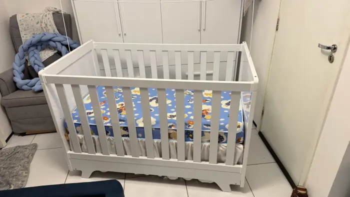 Berço peroba retrô 3 em 1 com colchão
