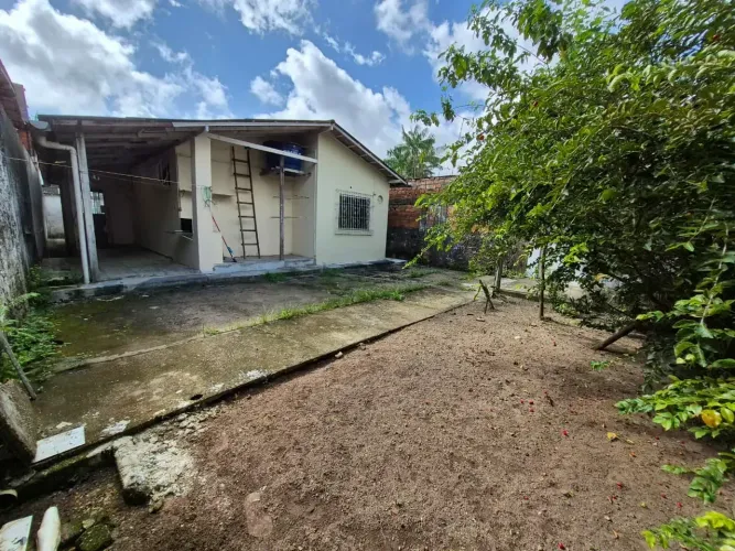 Casa Térrea com 3 Quatros, Garagem, Conjunto Maguari, Belém PA
