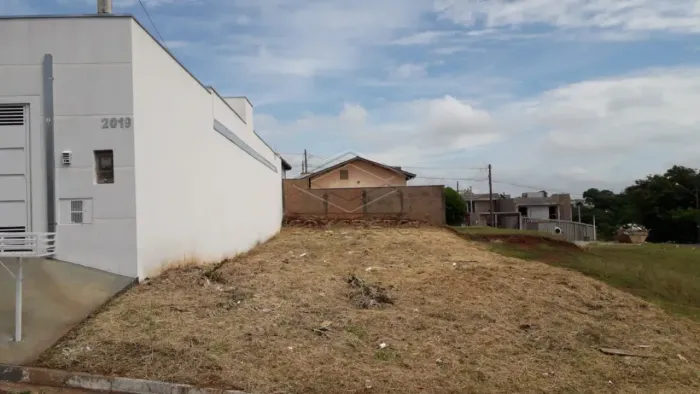Terreno Área em Botucatu