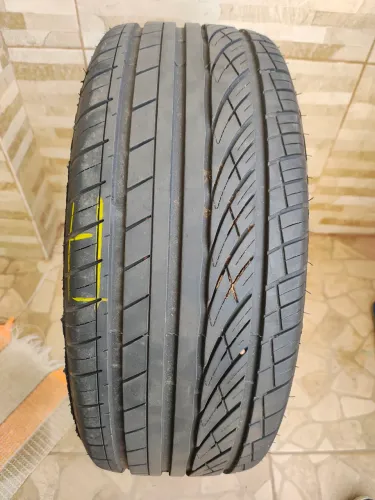 Pneu 245/45R20